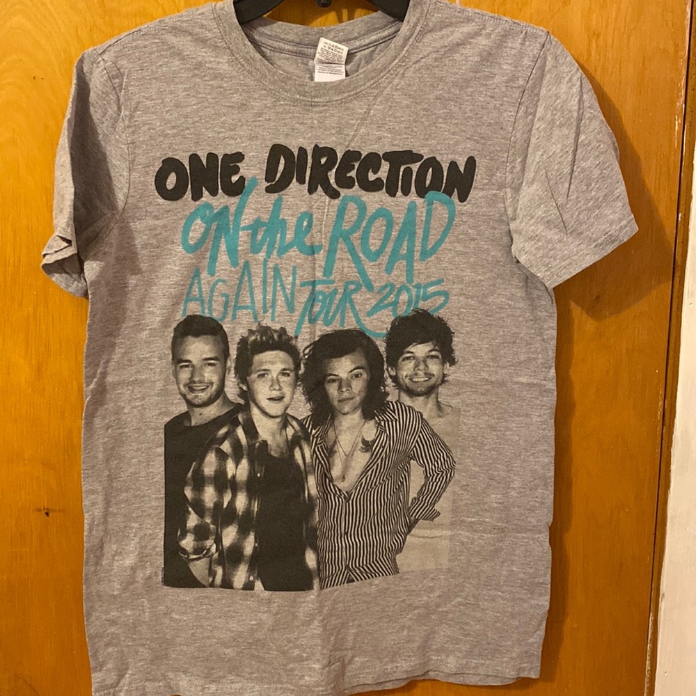 🏷 **1D** Official One Direction Tour Tee